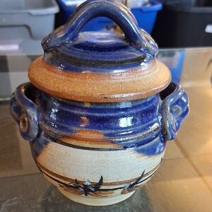 VINTAGE STUDIO POTTERY LIDDED BOWL